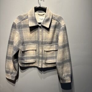 ABERCROMBIE & FITCH Cropped Jacket Gray & Blue Plaid Snap Button SzS‎ Shacket